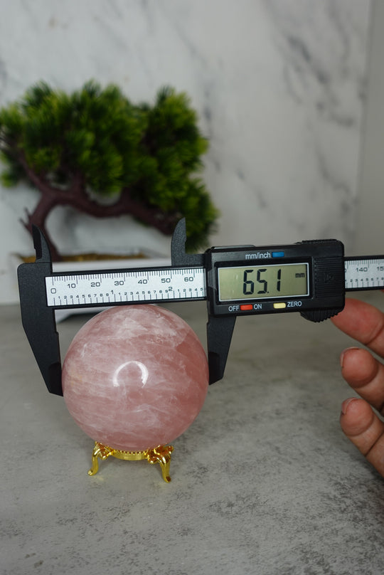 pink rose quartz sphere | pury gems